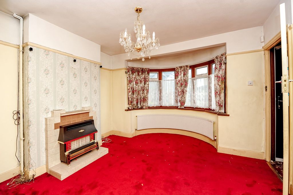 Property photo 2 of 9 Reception