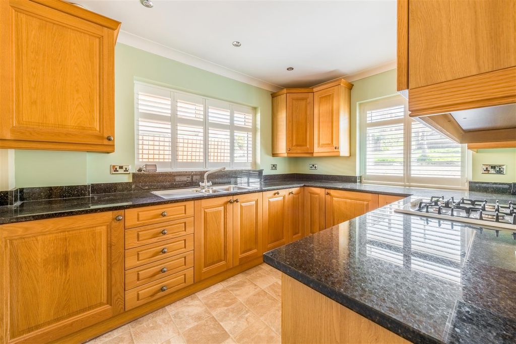 Property photo 2 of 24 54 Downs Valley Road-2.Jpg