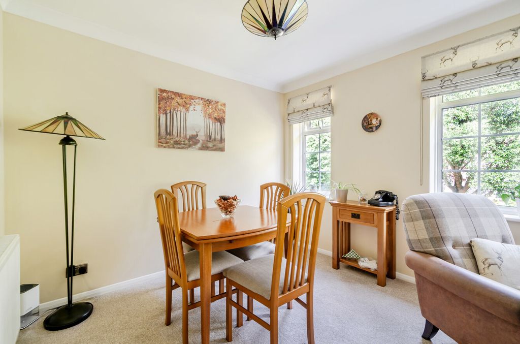 Property photo 3 of 16 1520920-20-1A086B...
