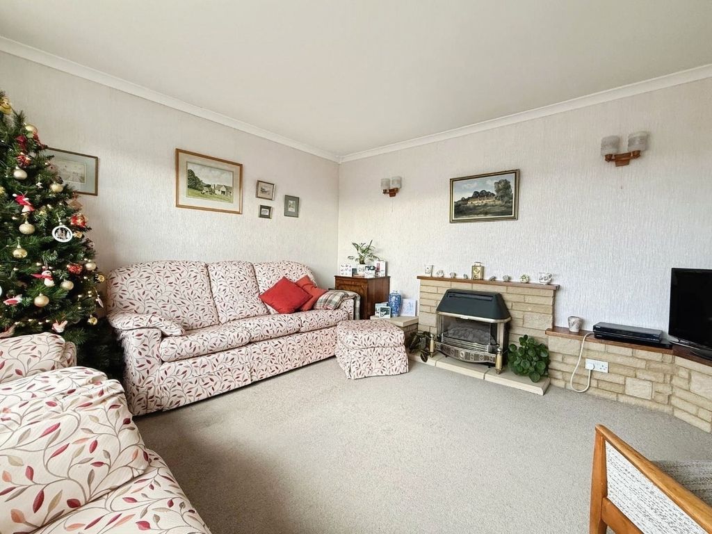 Property photo 3 of 20 Pbox-Img.Jpeg