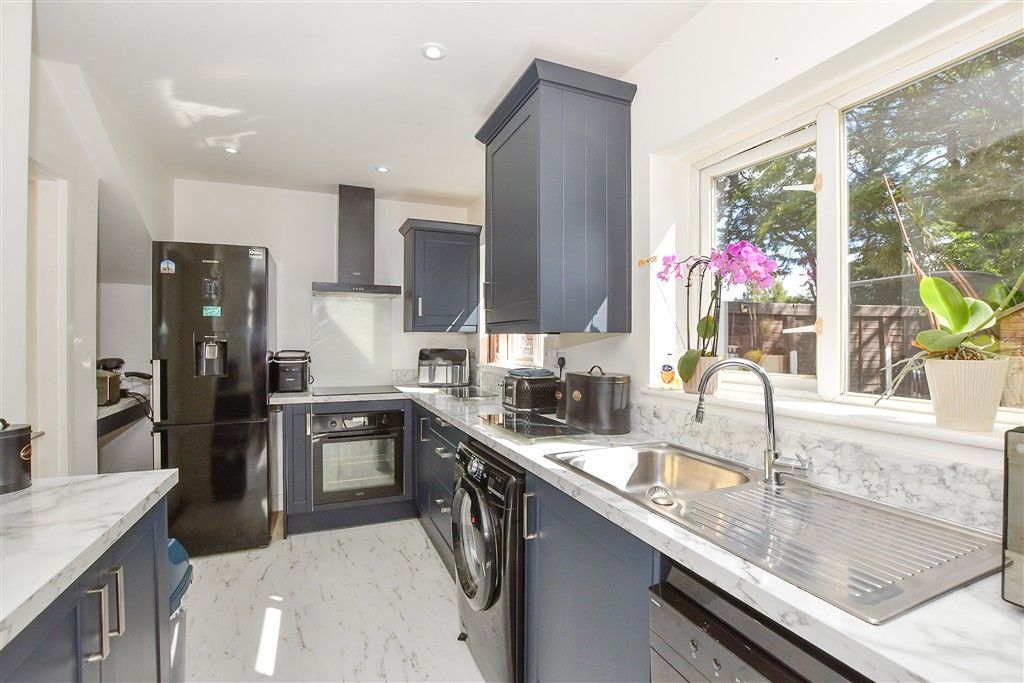 Property photo 3 of 10 Kitchen/Diner