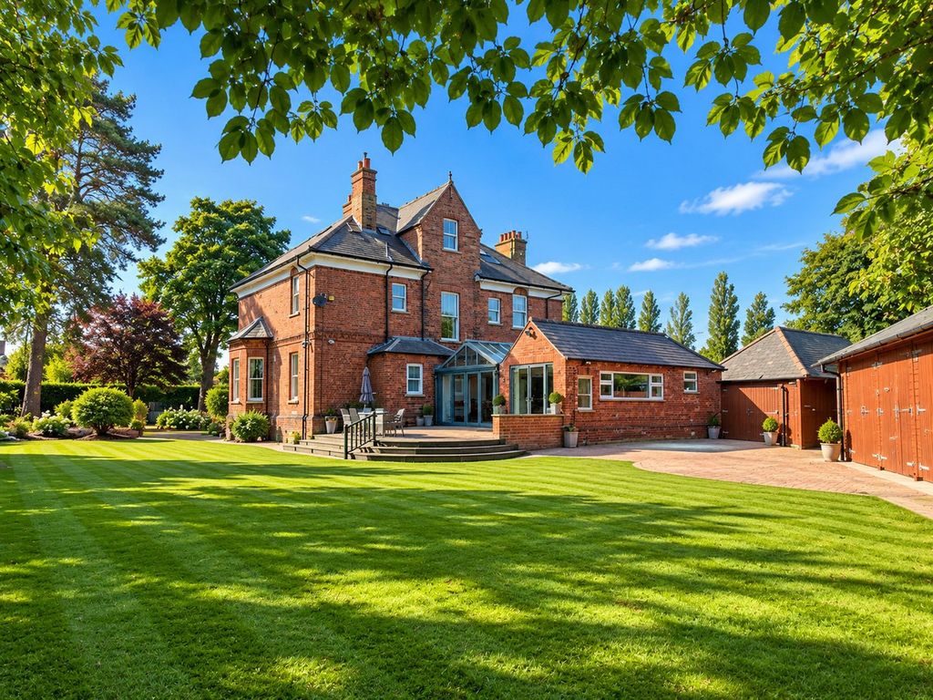 Property photo 1 of 50