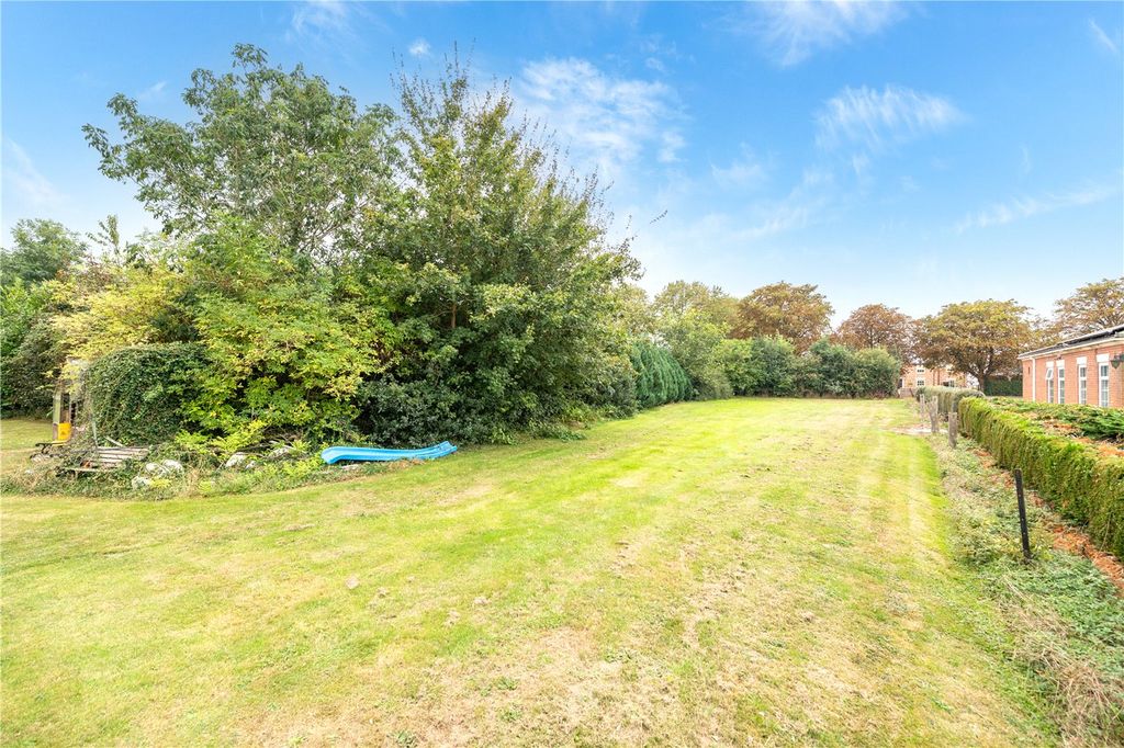 Property photo 3 of 14 Picture No. 06