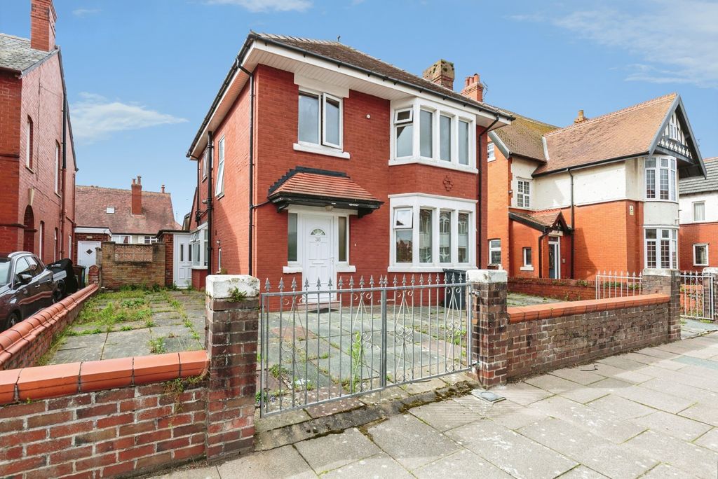 Property photo 1 of 22 Pbox-Img.Jpg
