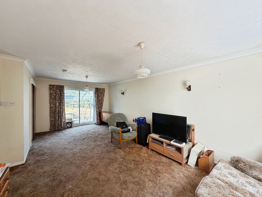 Property photo 2 of 9 Pbox-Img.Jpg