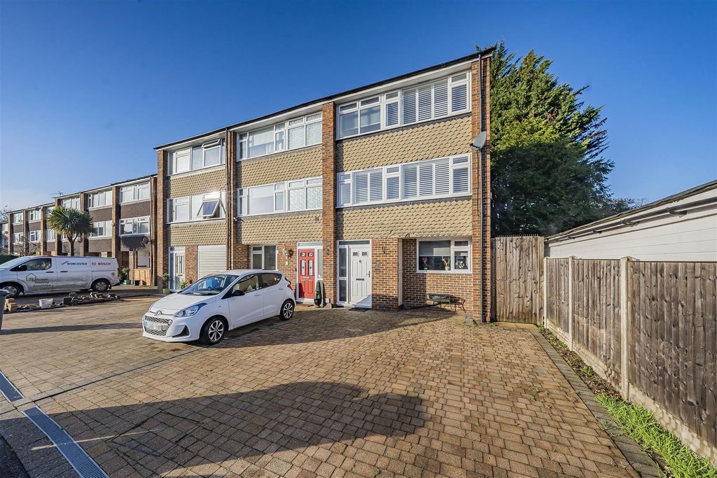 Property photo 1 of 15 Photo Jan 28 2026, 10 33 51 Am.Jpg