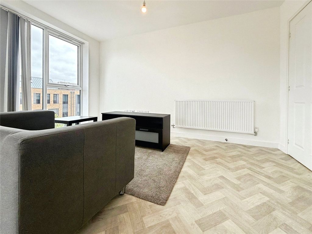 Property photo 2 of 10 Picture No. 02