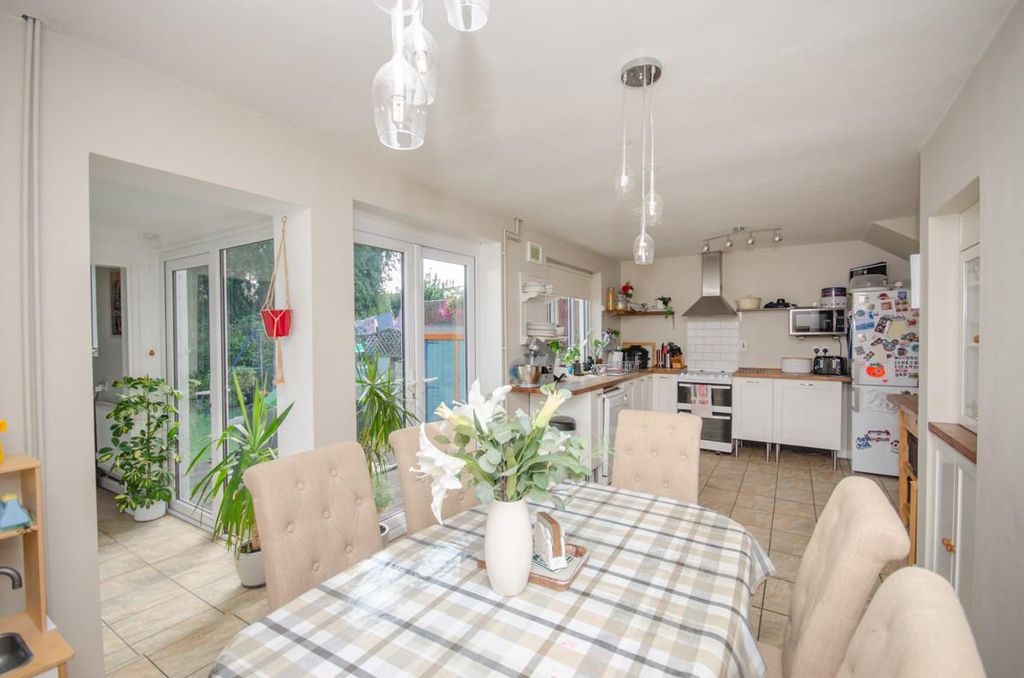 Property photo 2 of 21 Kitchen-Diner Pic 3.Jpg