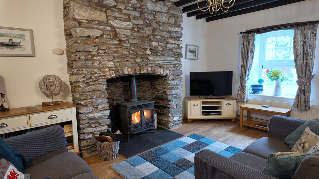 Property photo 3 of 19