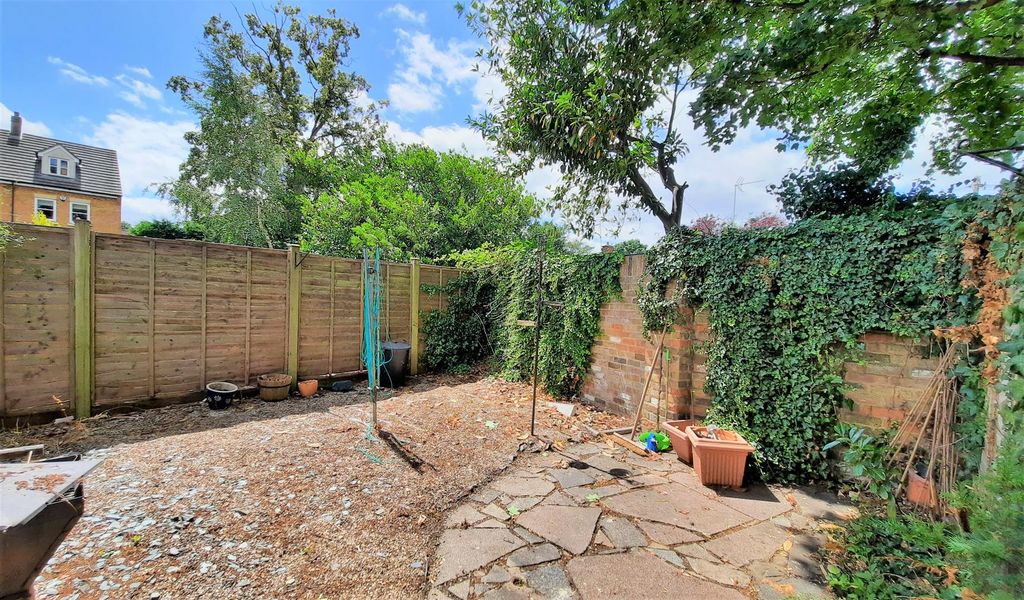 Property photo 2 of 11 Newgdn.Jpg
