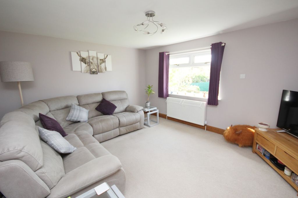 Property photo 2 of 23