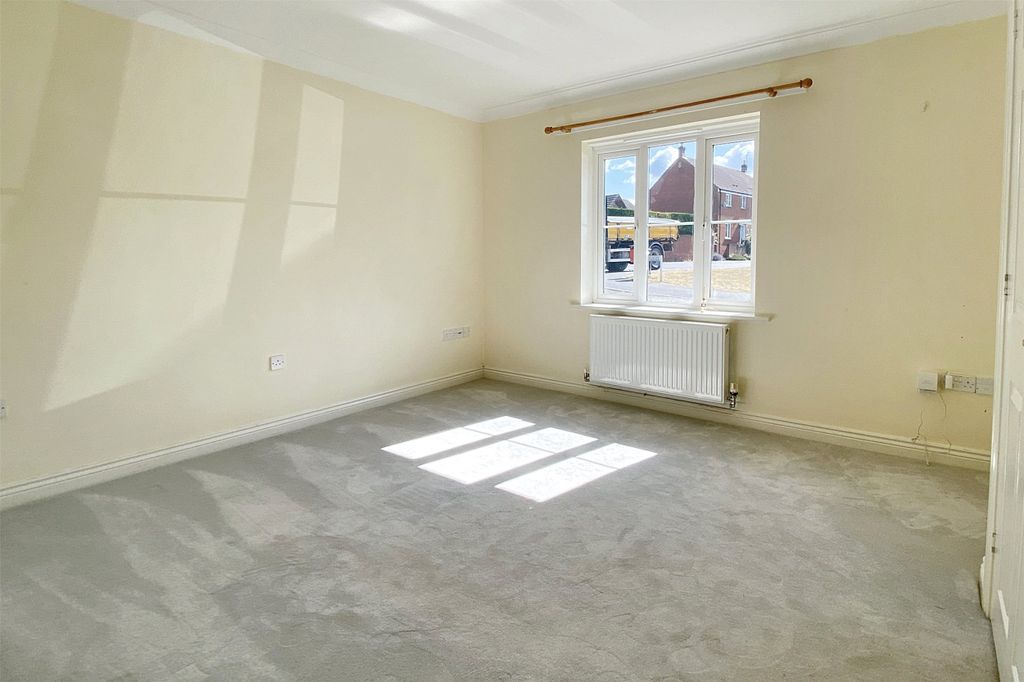 Property photo 2 of 14 2 - Picture No. 13