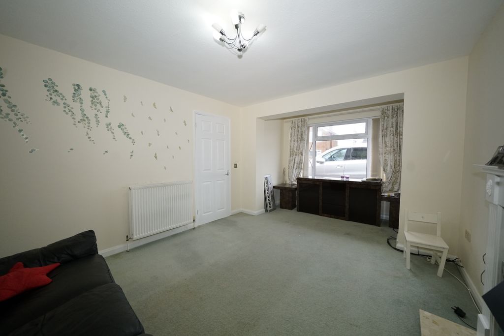 Property photo 2 of 17 Image 1