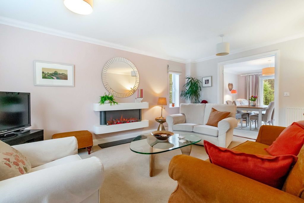 Property photo 3 of 30