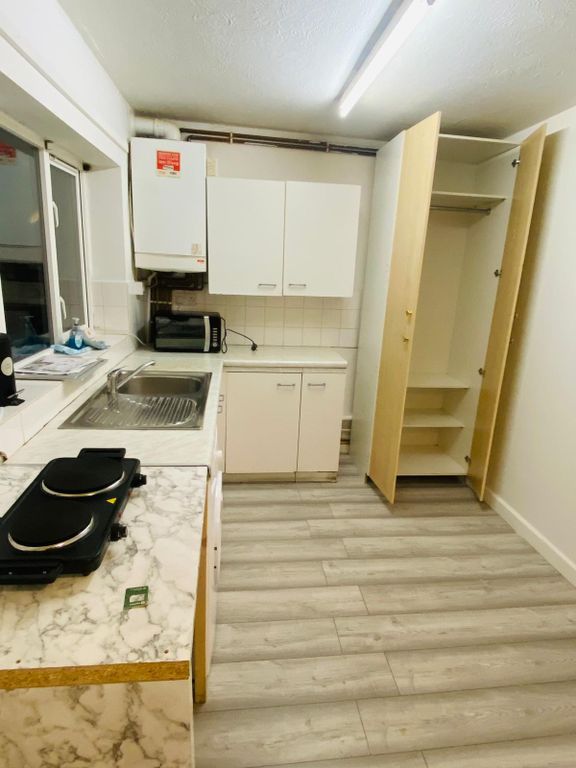 Property photo 3 of 4 3