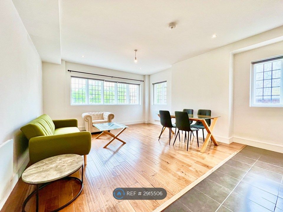 Property photo 3 of 8