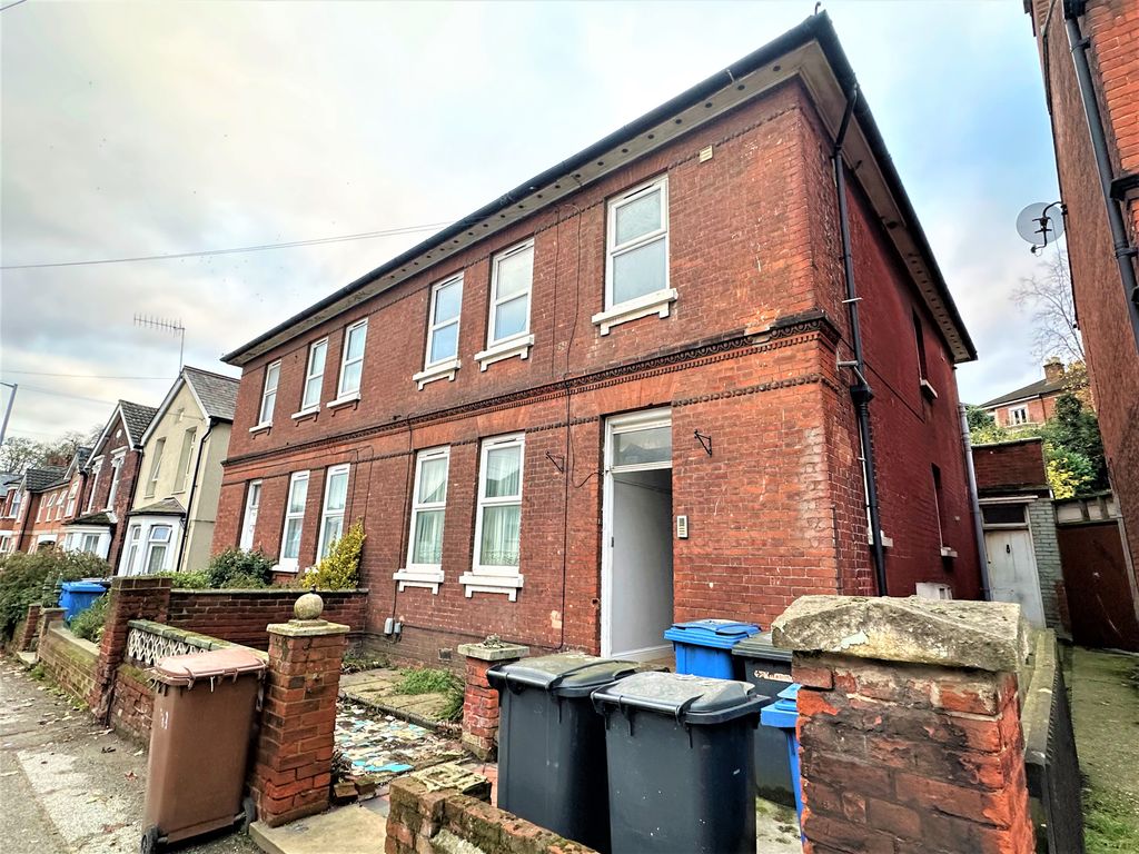 Property photo 1 of 8 Exterior