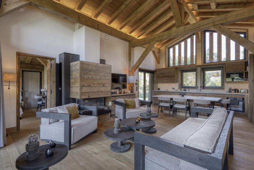 Property photo 1 of 17 Image