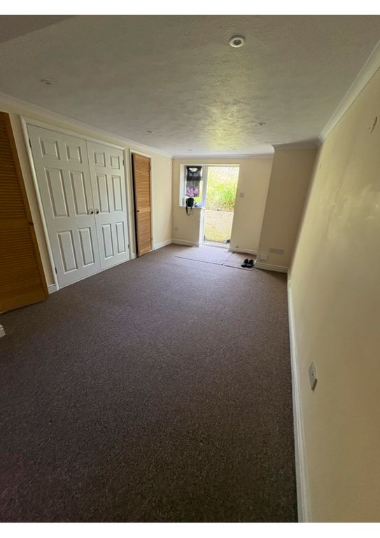 Property photo 3 of 4 Studio Room