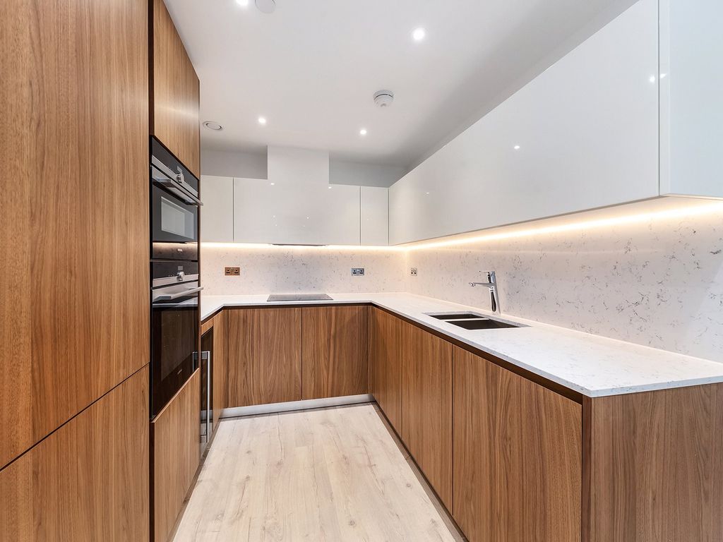 Property photo 3 of 13 Neroli House E1