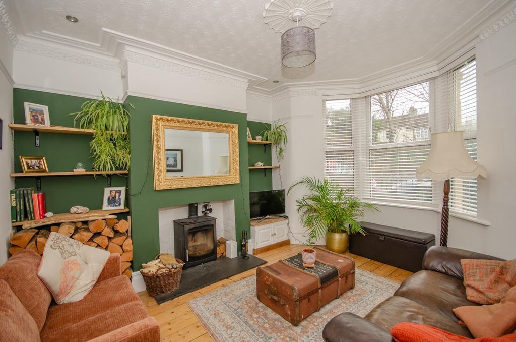 Property photo 3 of 41 Chelsea Park-29.Jpg