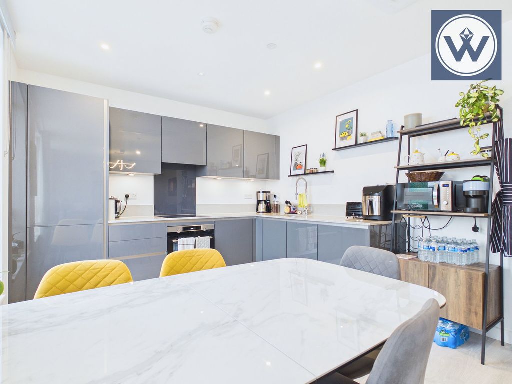 Additional image 6 of 2 bed flat for saleCarnation Gardens, Hayes UB3