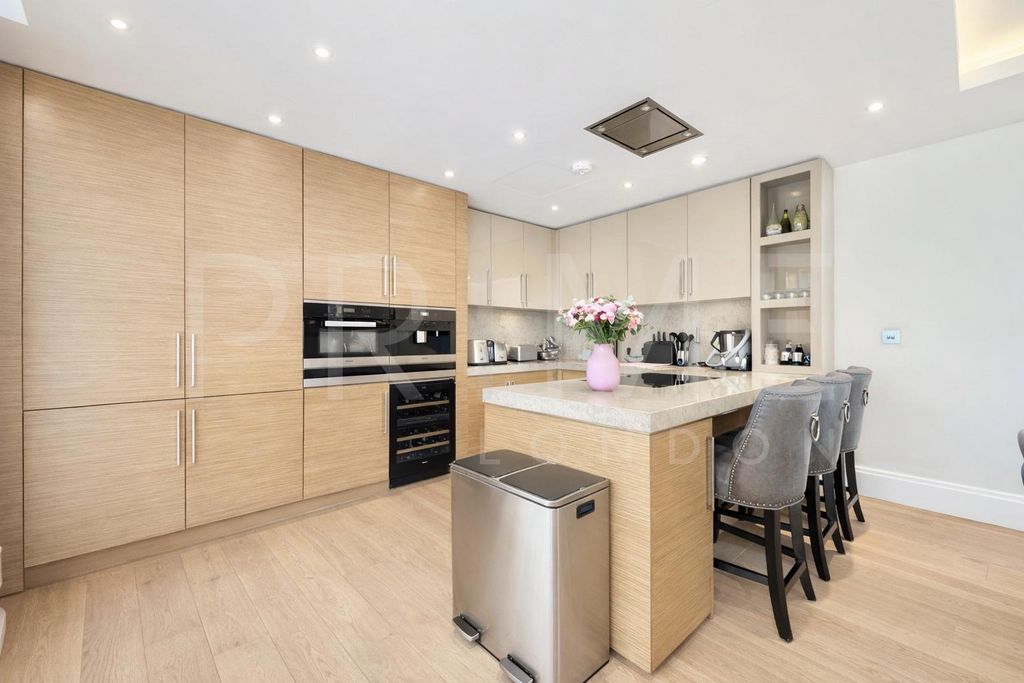 Property photo 3 of 24 Fp Wm3.Jpg