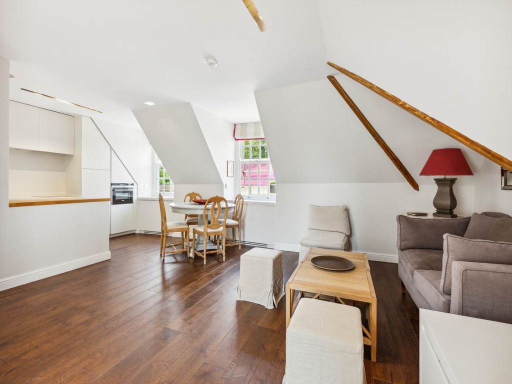 Property photo 3 of 15 Flat 6, 22 Mulberry Walk, Sw3 6Dy-10