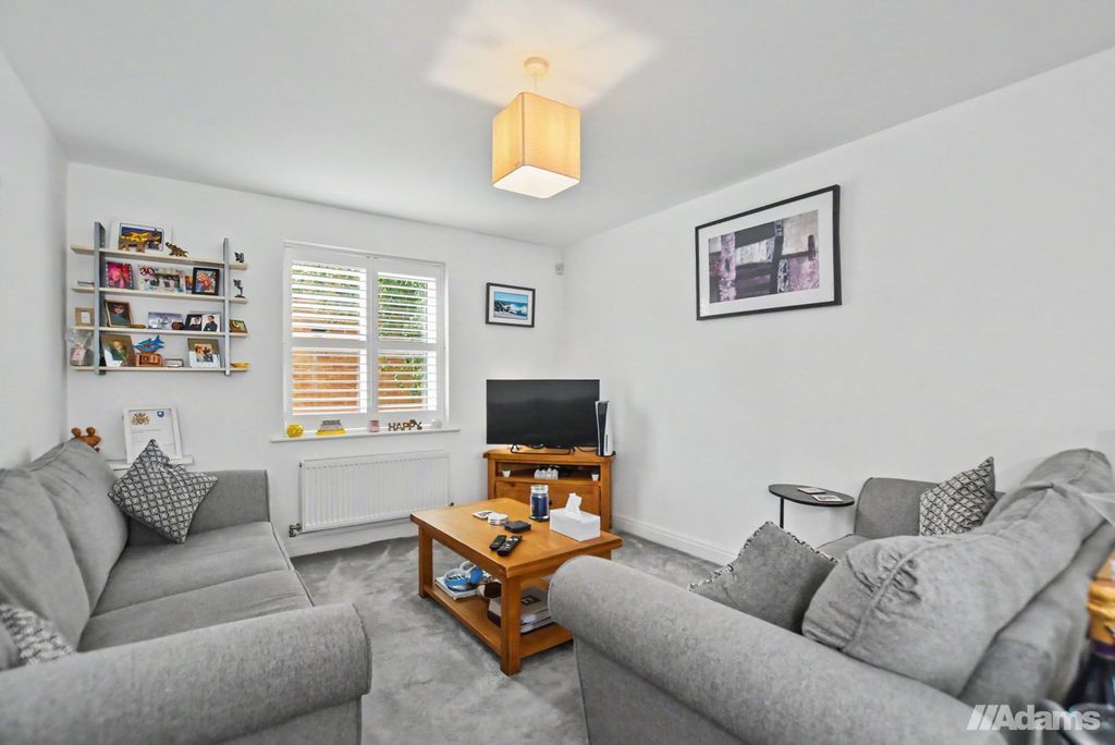 Property photo 3 of 15
