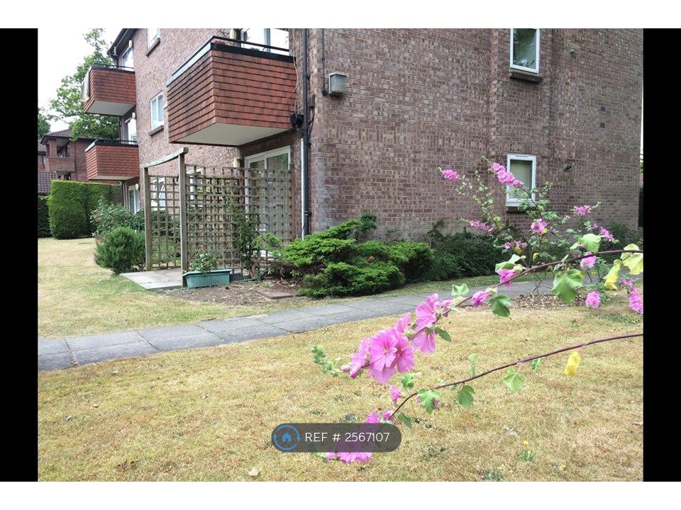 Property photo 1 of 17 External