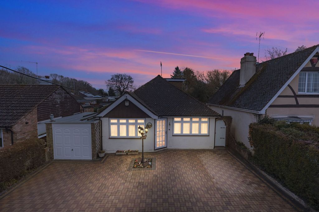 Property photo 1 of 20