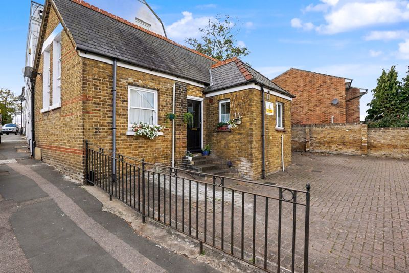 Property photo 1 of 7 Photo 1