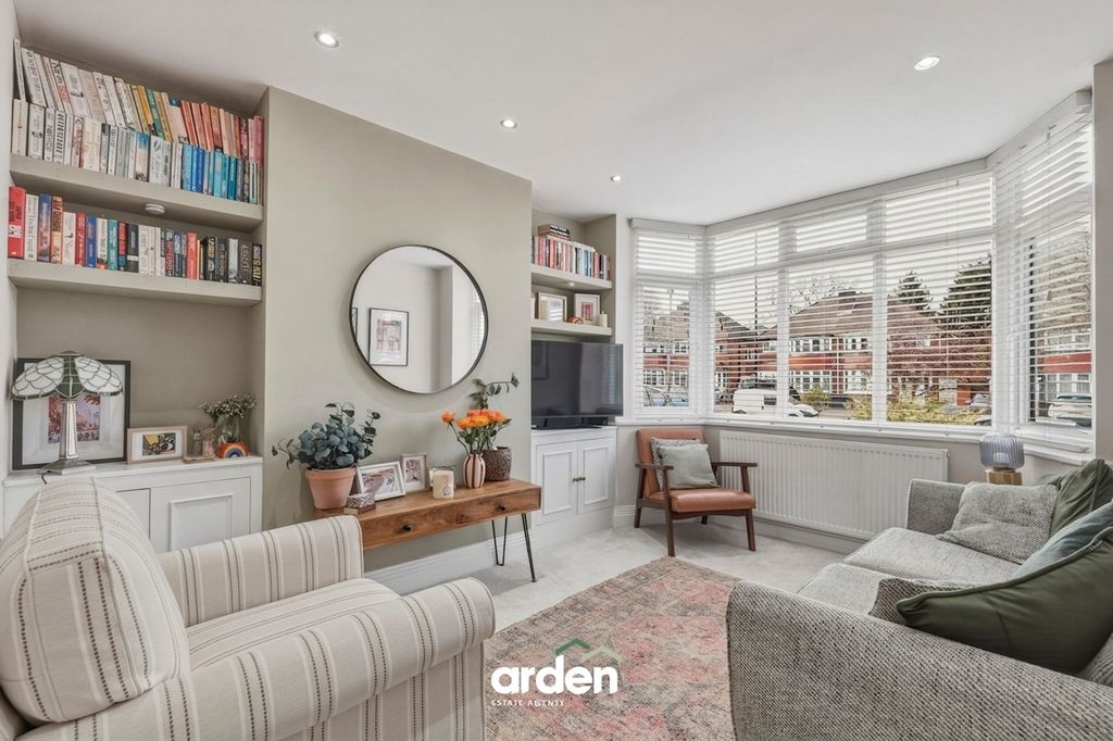 Property photo 2 of 15