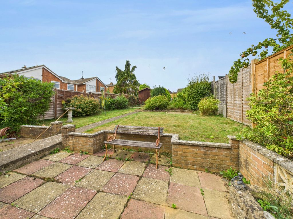 Property photo 3 of 13 Garden