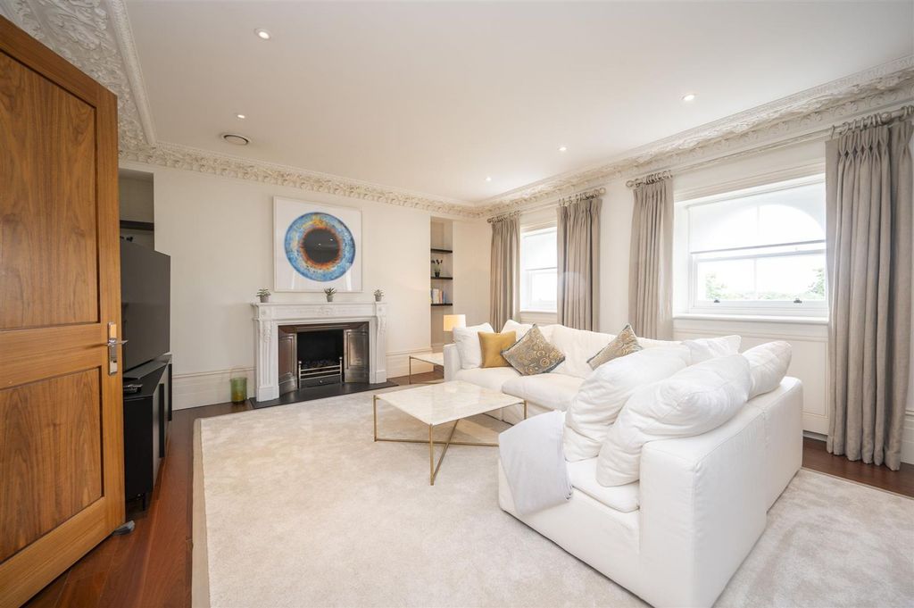 Property photo 2 of 33 Jf1_6629.Jpg