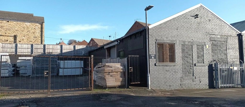 Property photo 1 of 7 Photo 11