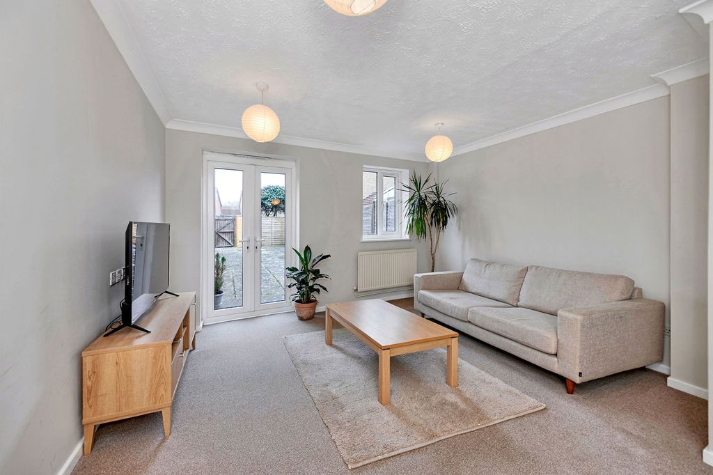 Property photo 2 of 14