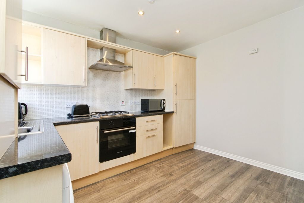 Additional image 6 of 2 bed flat for saleCathcart Road, Glasgow G73