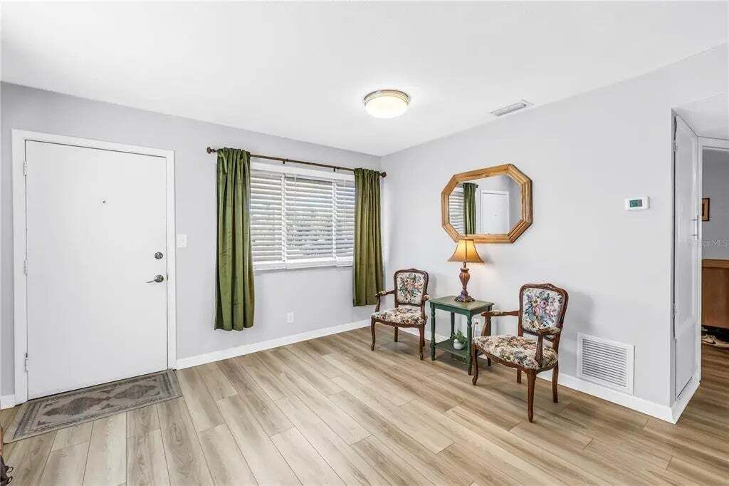 Property photo 3 of 20 <Alttext/>