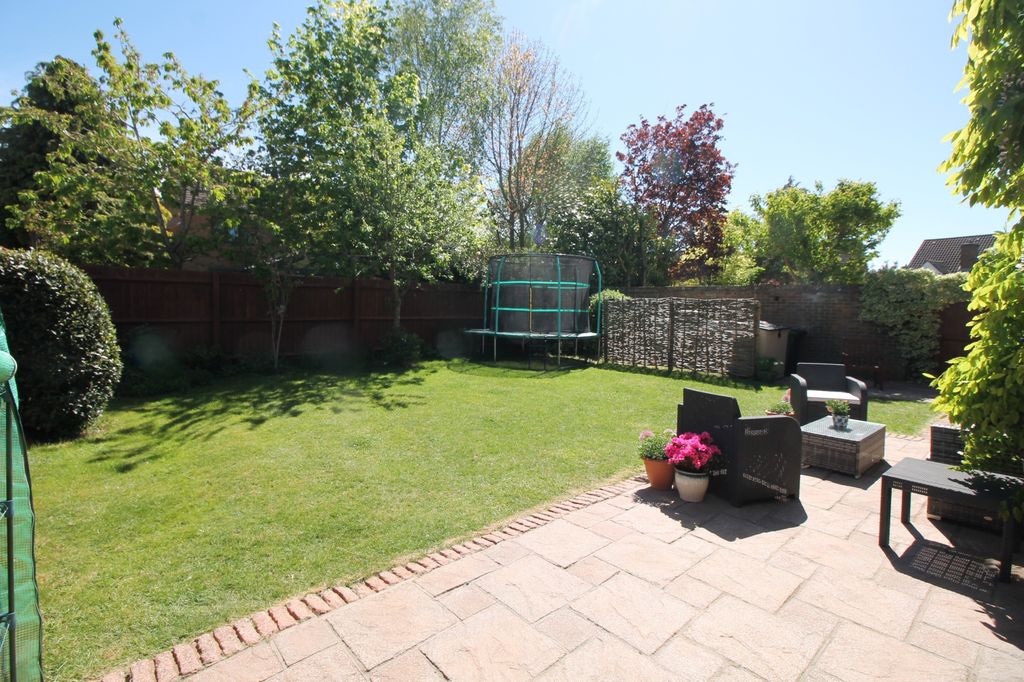 Property photo 2 of 26 Rear Garden