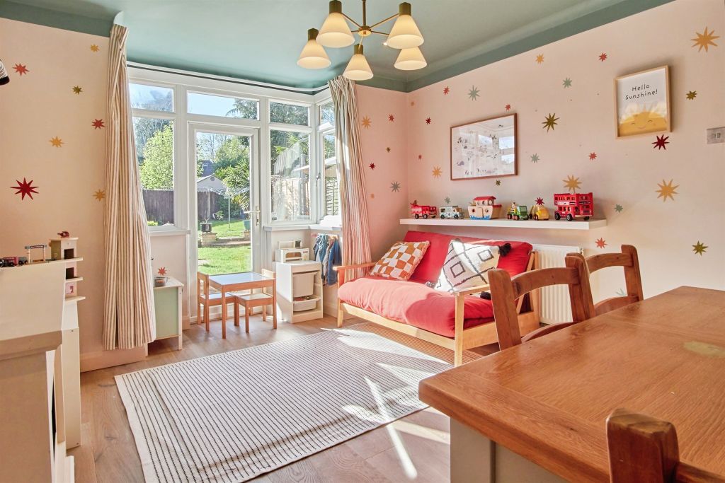 Property photo 2 of 23