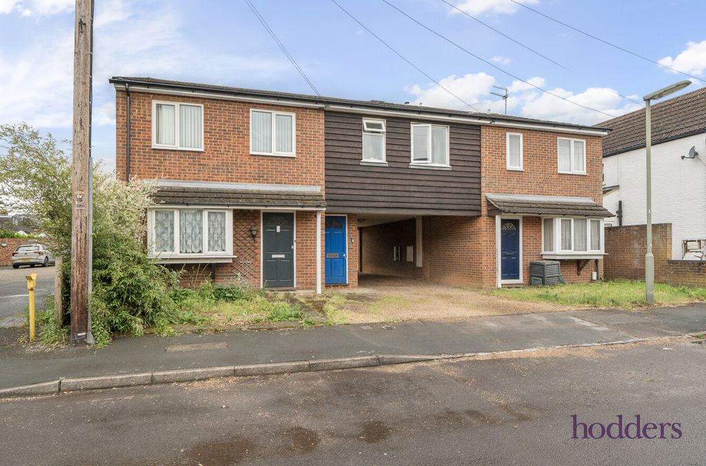 Property photo 1 of 20 A3Aa697c-4B5c-481...