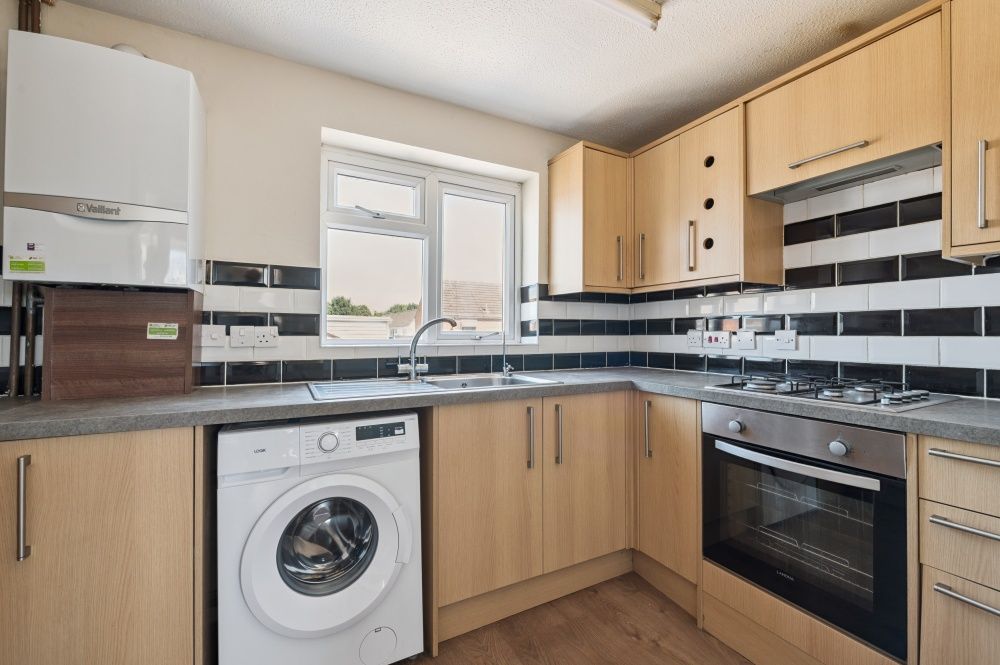 Property photo 3 of 16