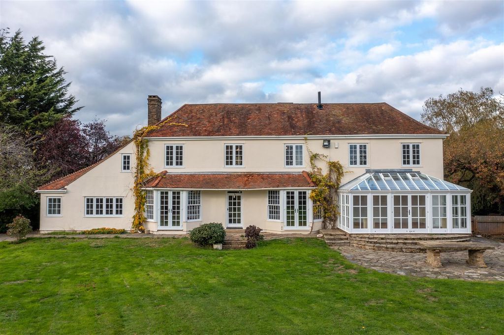 Property photo 1 of 35