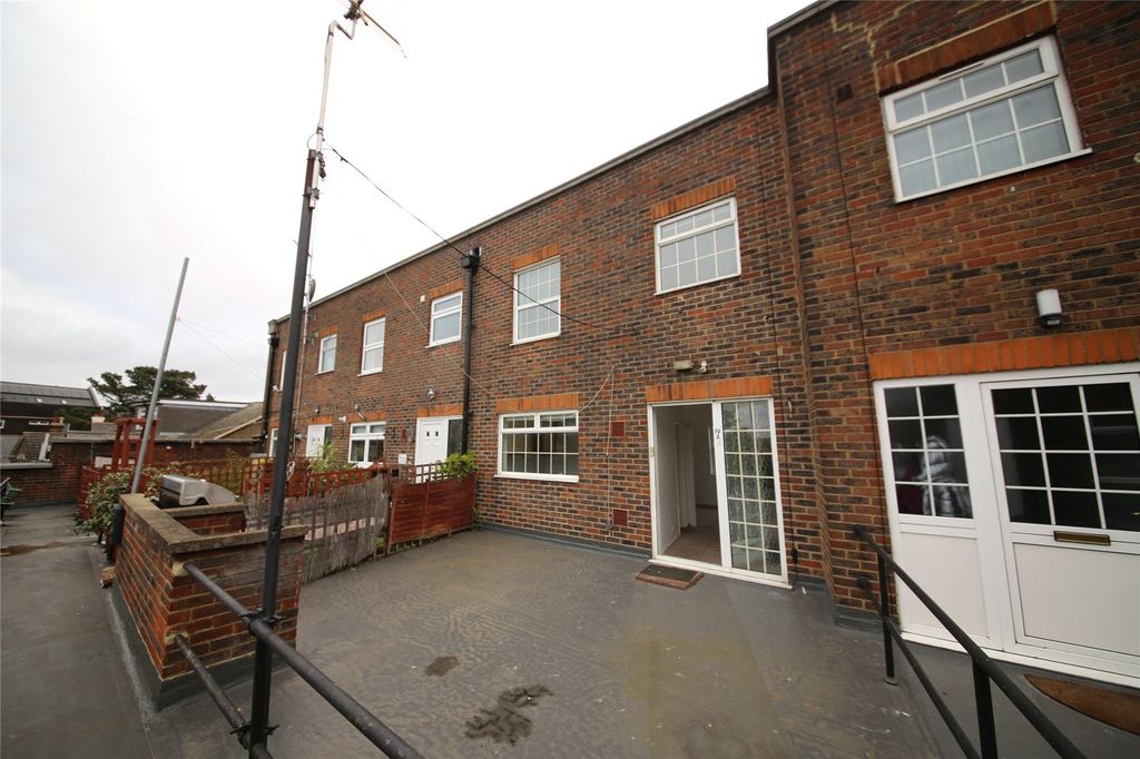 Property photo 1 of 8 Picture No. 01