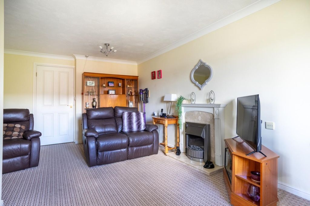 Property photo 3 of 11 47 Fc-8.Jpg