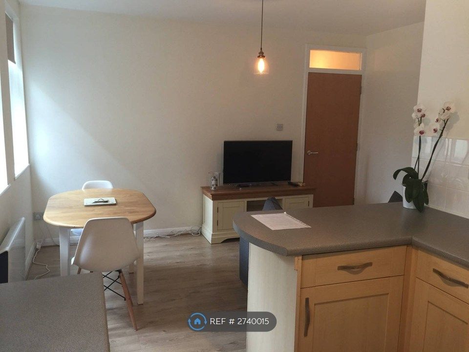 Property photo 3 of 9 Lounge