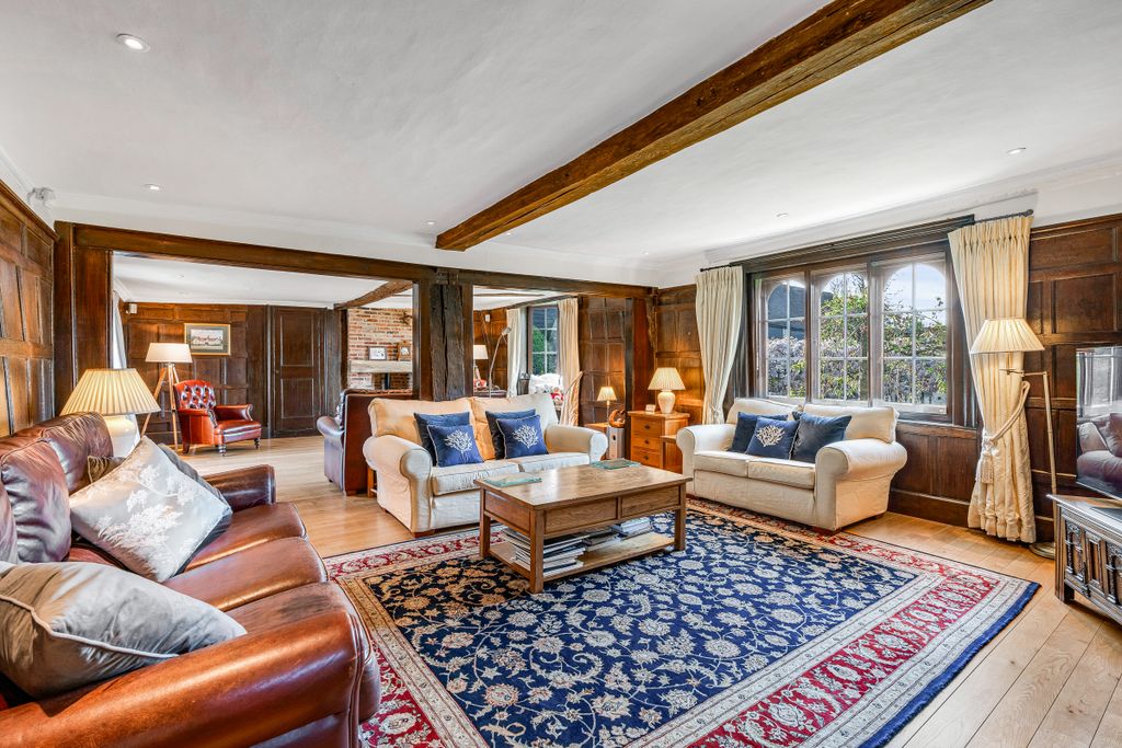 Property photo 3 of 19