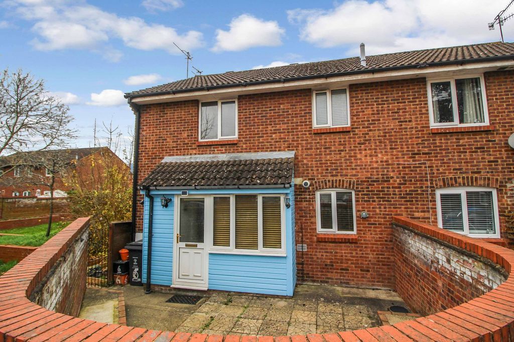 Property photo 1 of 10