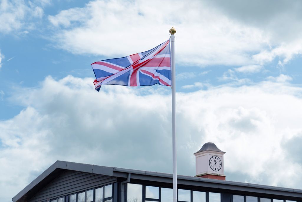 Property photo 3 of 8